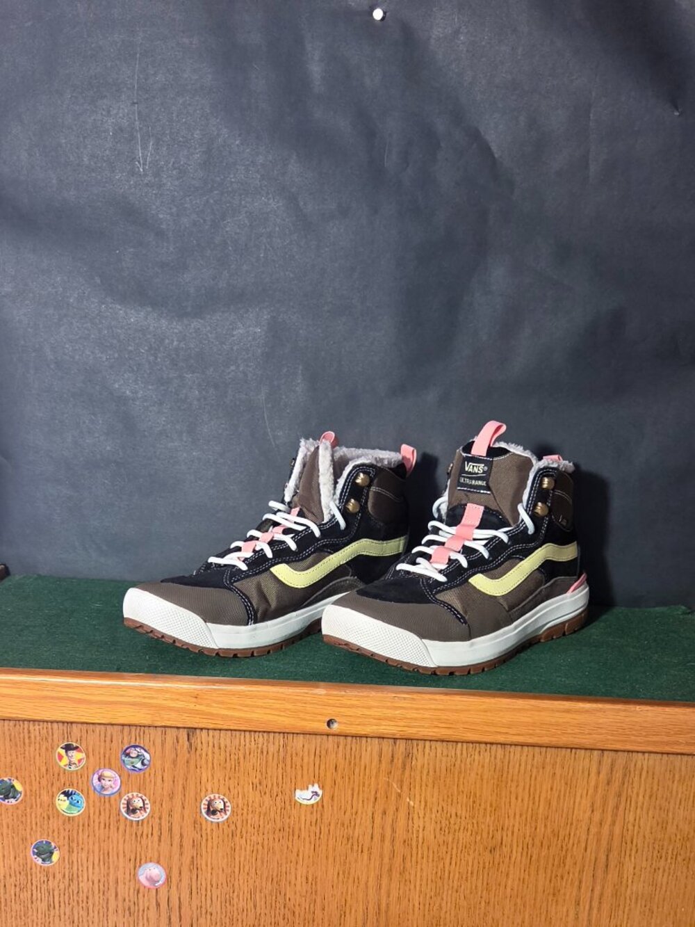 Vans UltraRange EXO Hi Boot Brown Black Yellow Pink